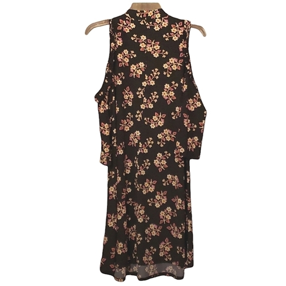 [Trixxi]  Floral Cold Shoulder Dress  Size Large - Picture 7 of 13